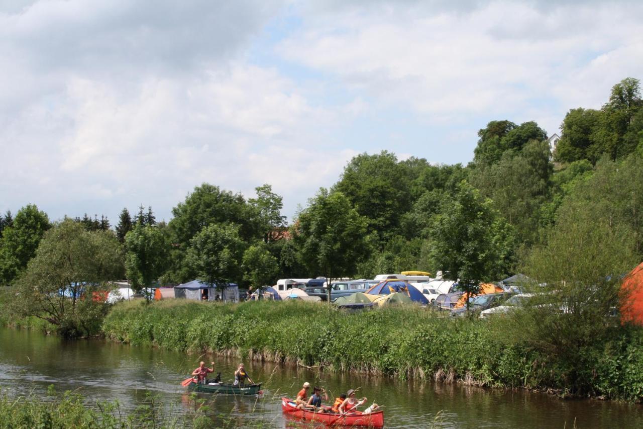Trendelburg Ferienwohnungen Am Campingplatz מראה חיצוני תמונה
